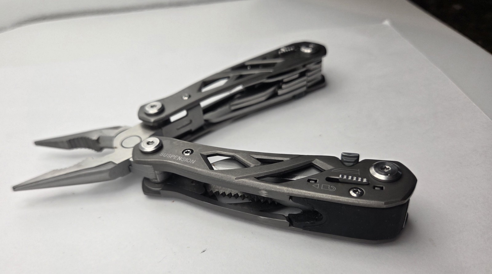 Gerber Suspension Multi-Tool Multi-Plier w/ Sheath L-5