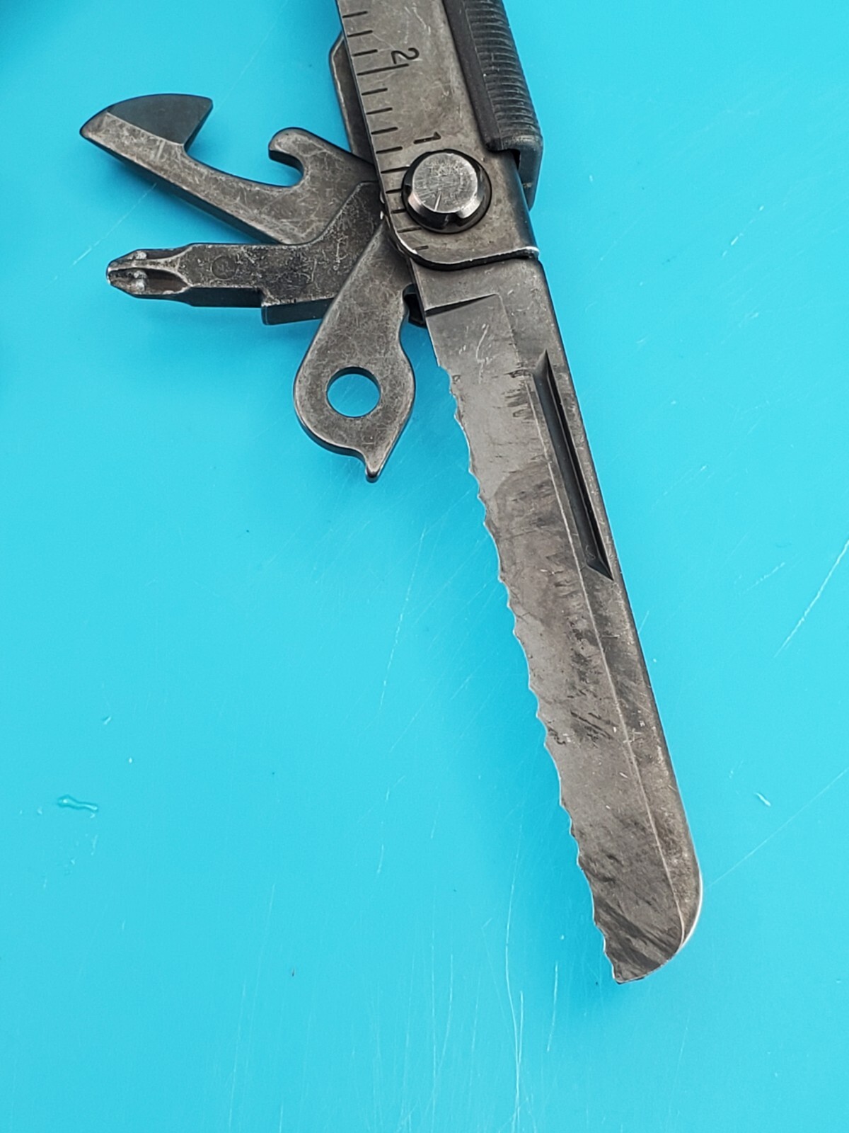 Gerber MP600 Black Oxide Multi-Tool Needle Nose Pliers!
