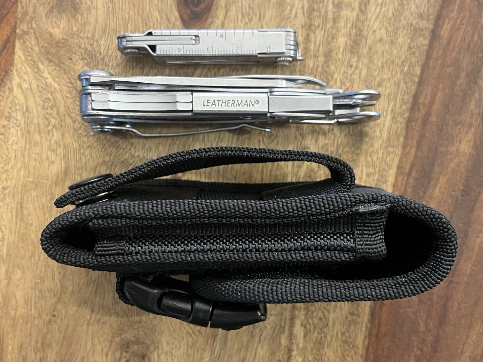 2022 Leatherman Skeletool & MICRA MultiTools SUPER NICE!! w/New Molle Sheath