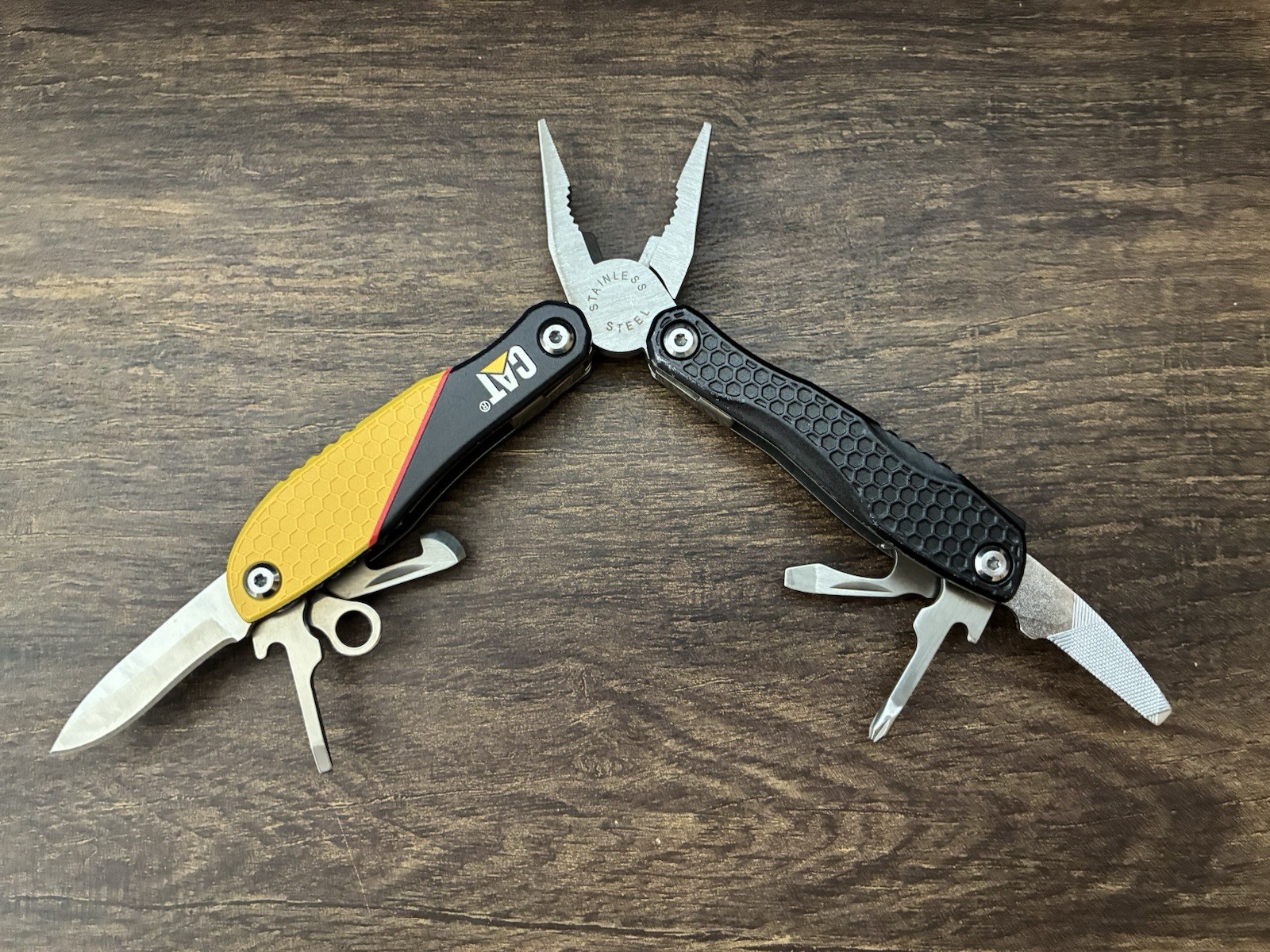 CAT Black & Yellow Multi-Function Tool 12-in-1