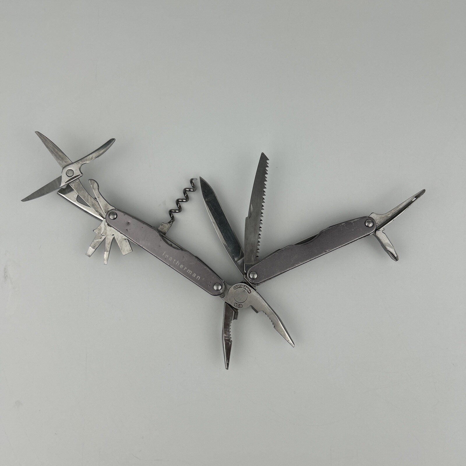 Leatherman Juice CS4 Gray Multitool EDC Fishing Camping Hunting Survival 15 Tool