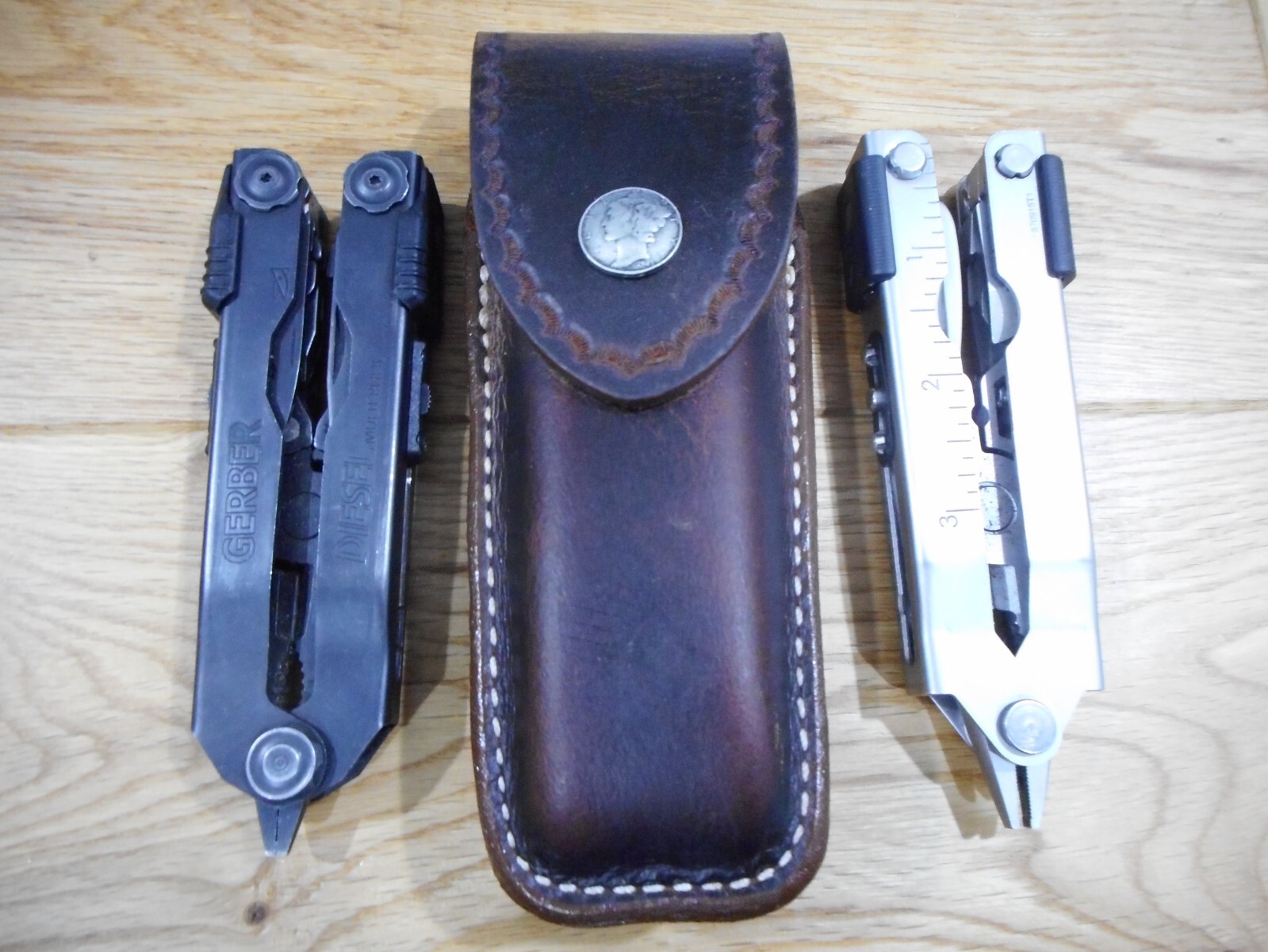 Gerber Diesel or MP600 multi tool leather sheath. Sheath only. You choose snap.