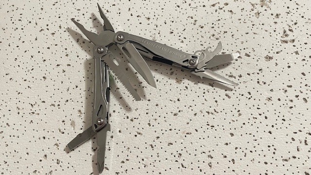 Leatherman Sidekick Stainless Steel Silver Multi Tool Folding Knife, Saw, Pliers