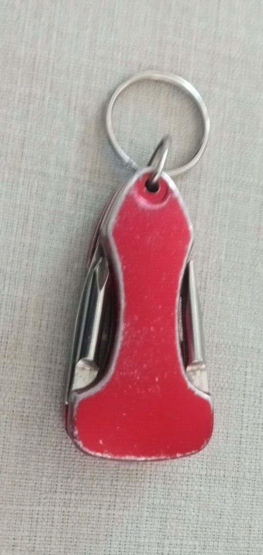 Snap-On Red Multi Tool Keychain Flashlight Knife Bottle Opener