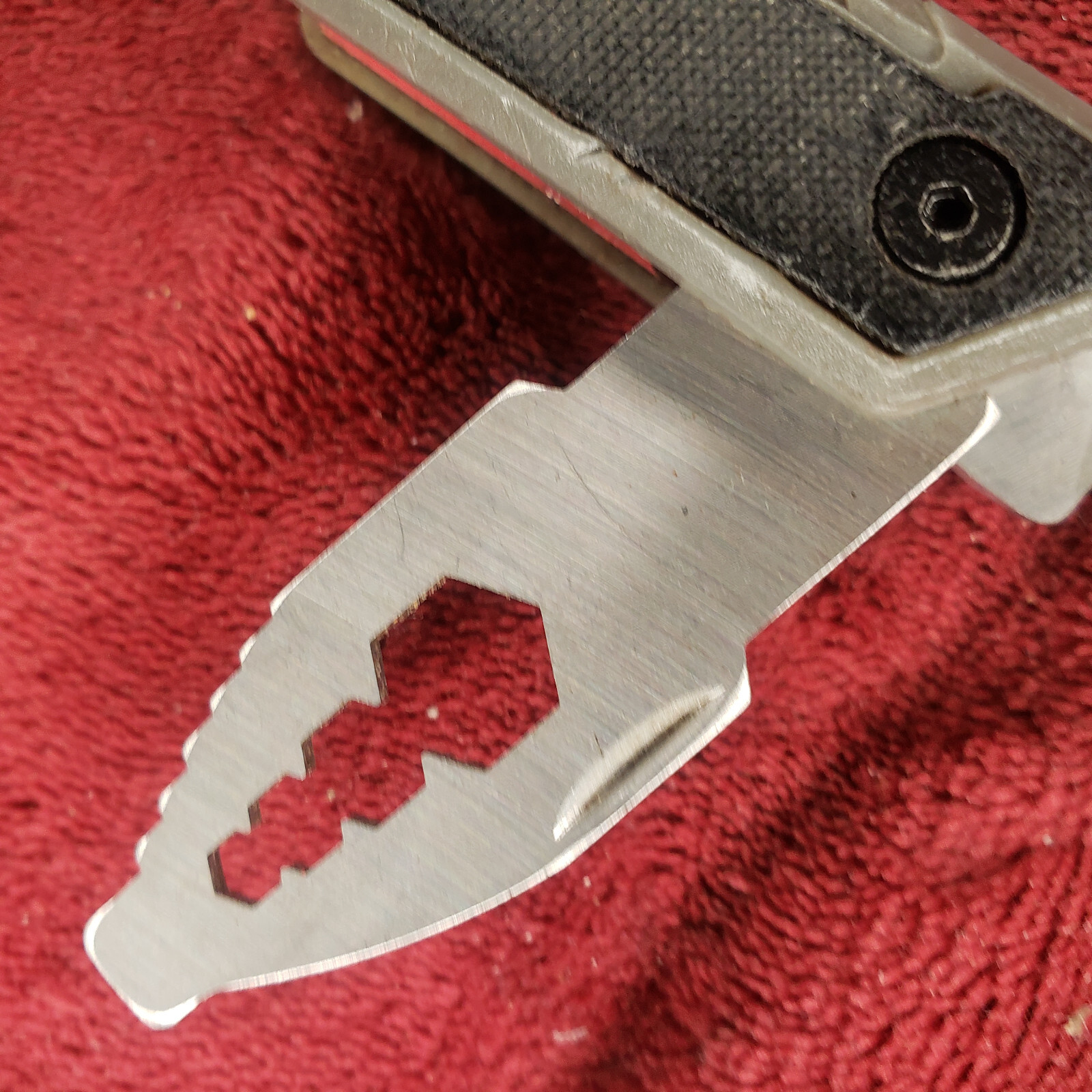 🔪 Real Avid AVGTMAX Gun Max Grey Plier Folding Knife Multi-Tool read