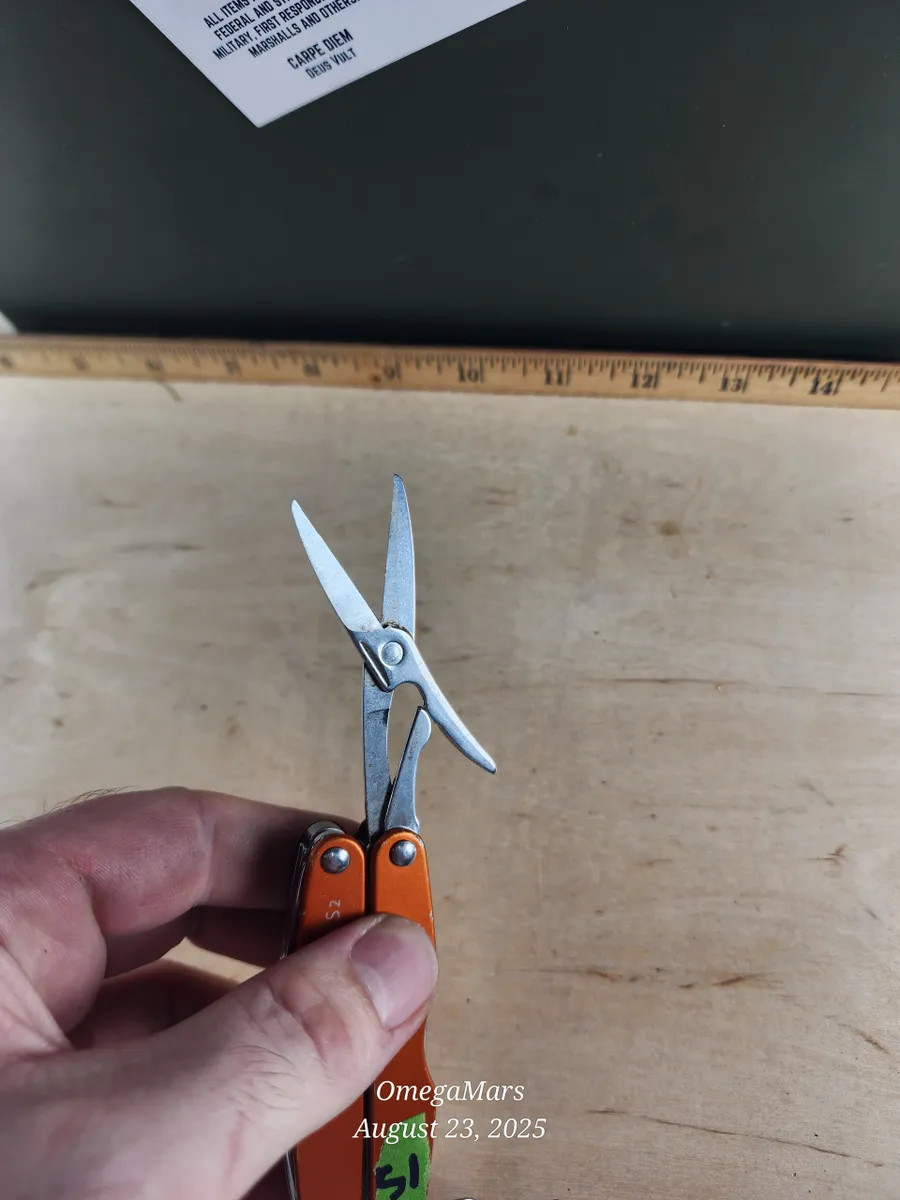 Leatherman S2 #15Gr Light usage