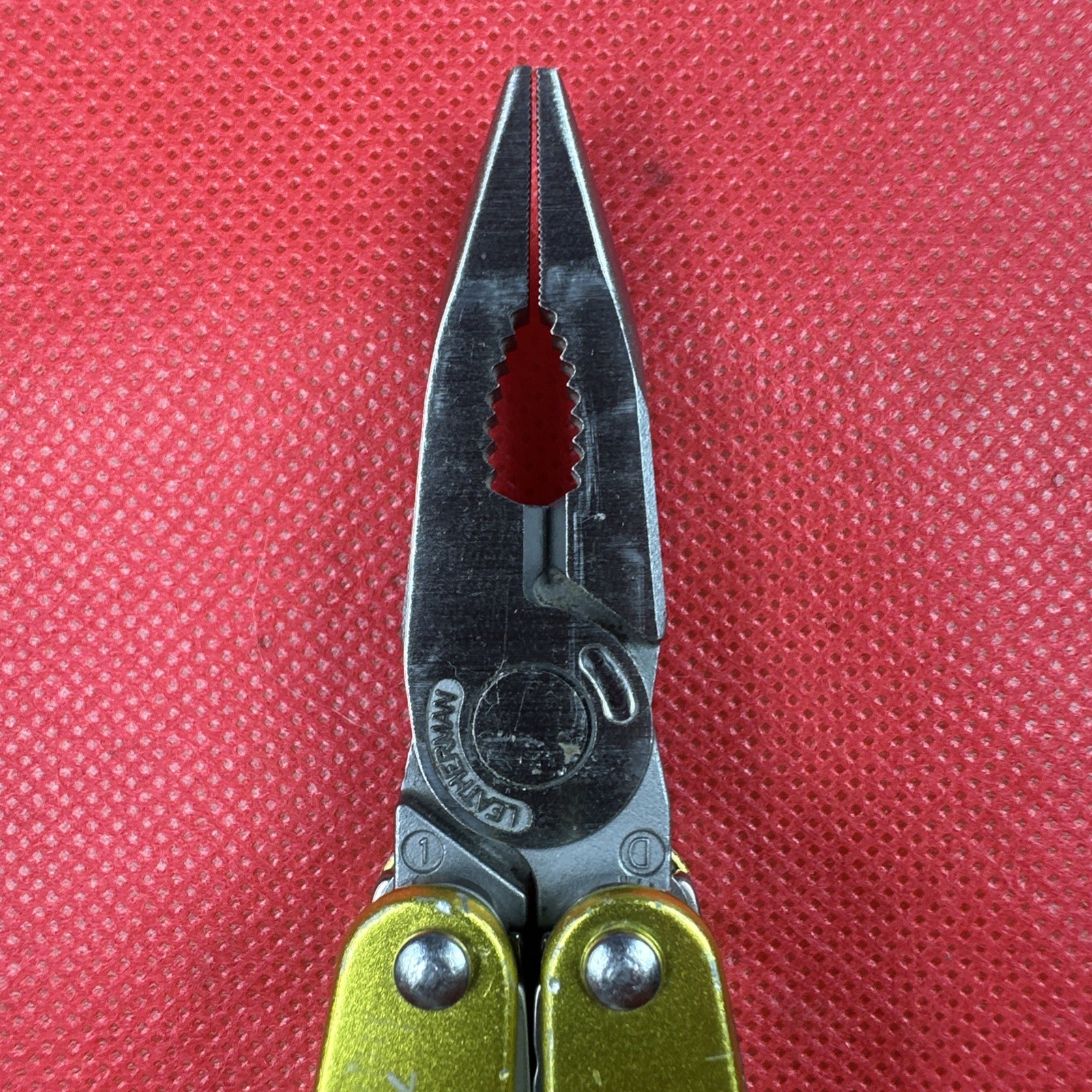 Rare & Discontinued Solar Yellow Leatherman Juice KF4, Fish, Home, Great EDC