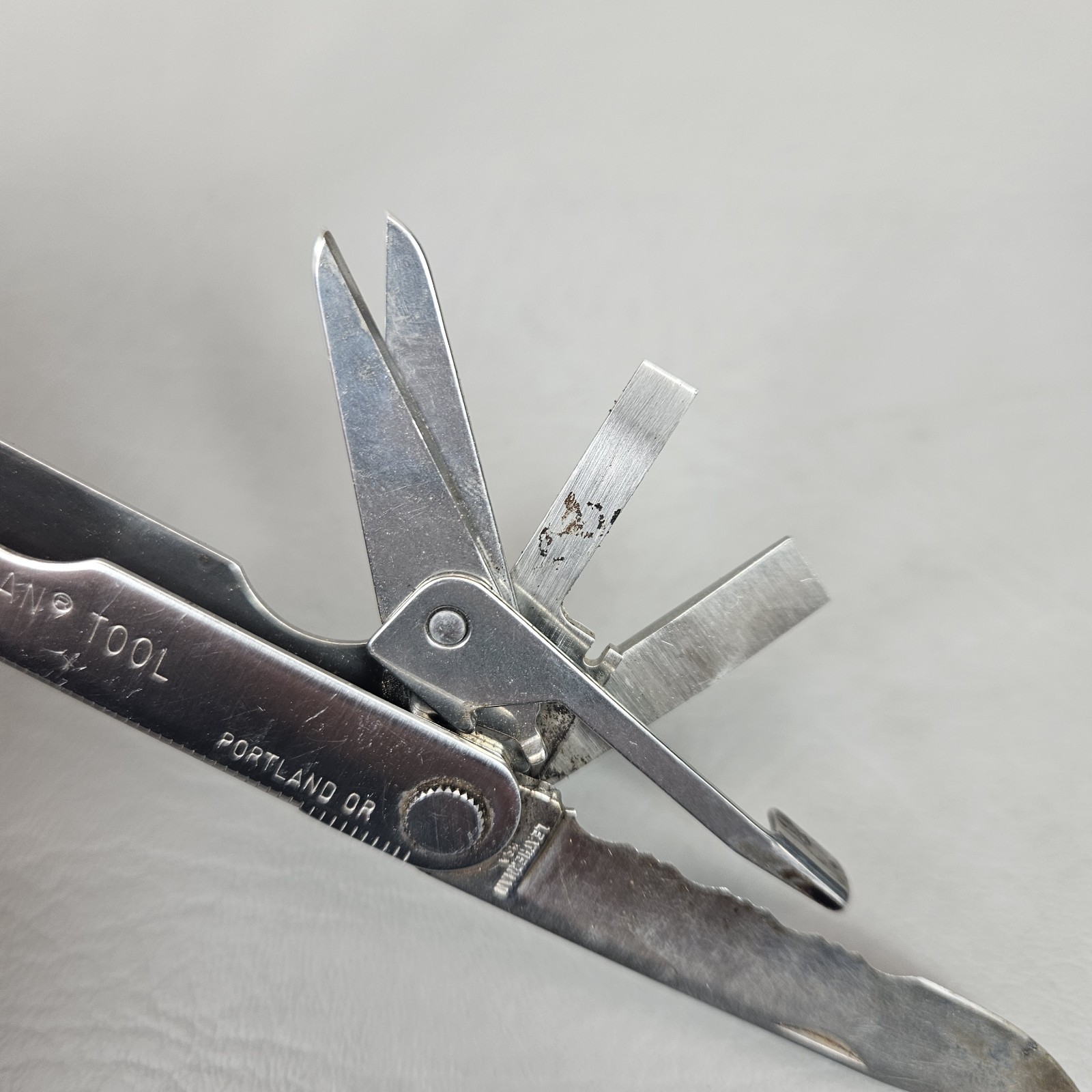 Vintage Leatherman Stainless Steel MultiTool Original Leather Sheath Portland OR