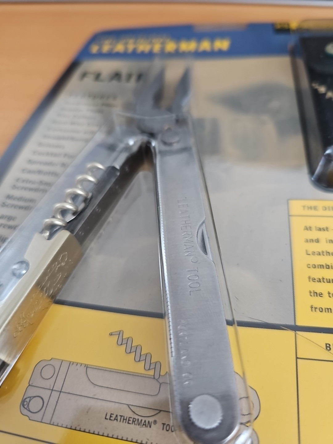 LEATHERMAN FLAIR ORIGINAL BLISTER PACK MULTI TOOL NEW