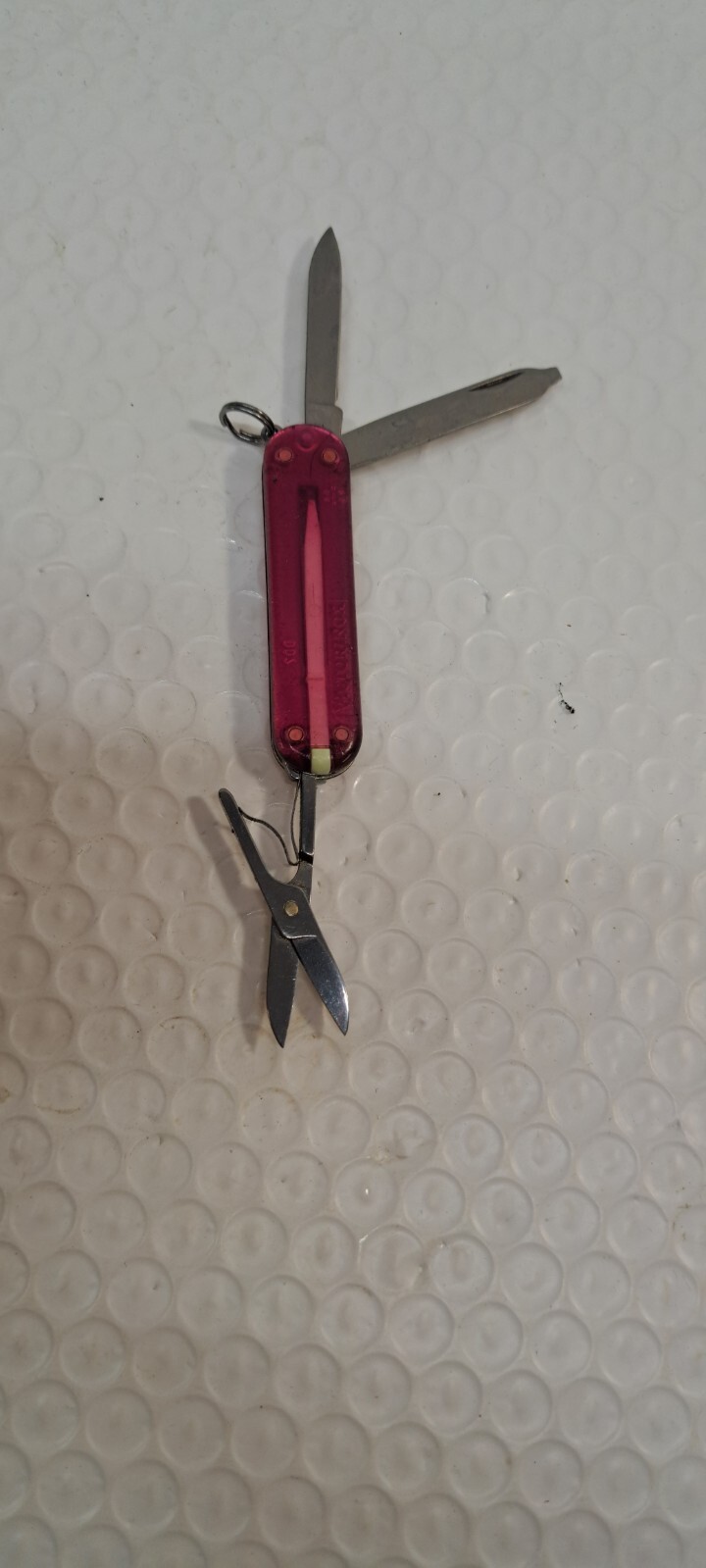 VICTORINOX CLASSIC SD 58MM SWISS ARMY KNIFE POCKET KEYCHAIN TRANSLUCENT PINK