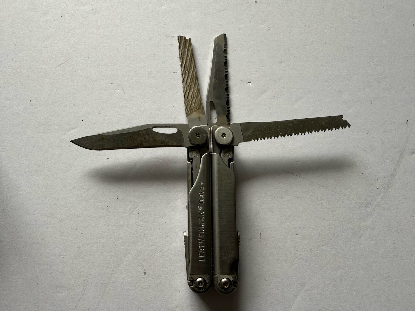 Leatherman Wave Plus + Multi-Tool! SILVER & BLACK! WITH SHEATH! FAST SHIPPING