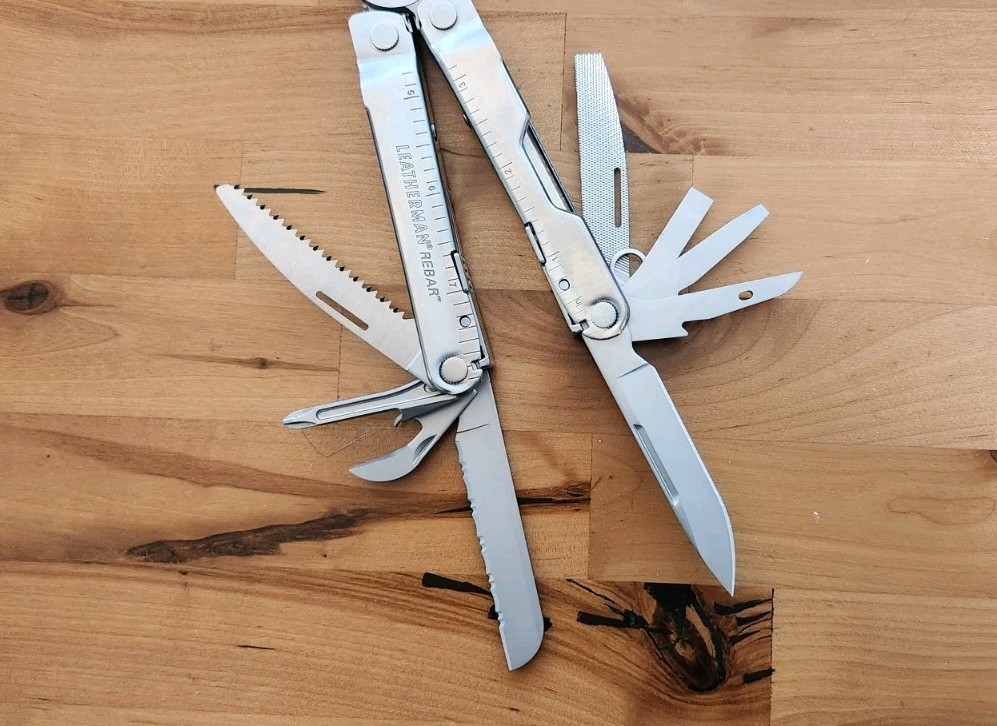Leatherman REBAR Multi-Tool, Knife, Pliers, Saw w/ Sheath Stainless – New G91