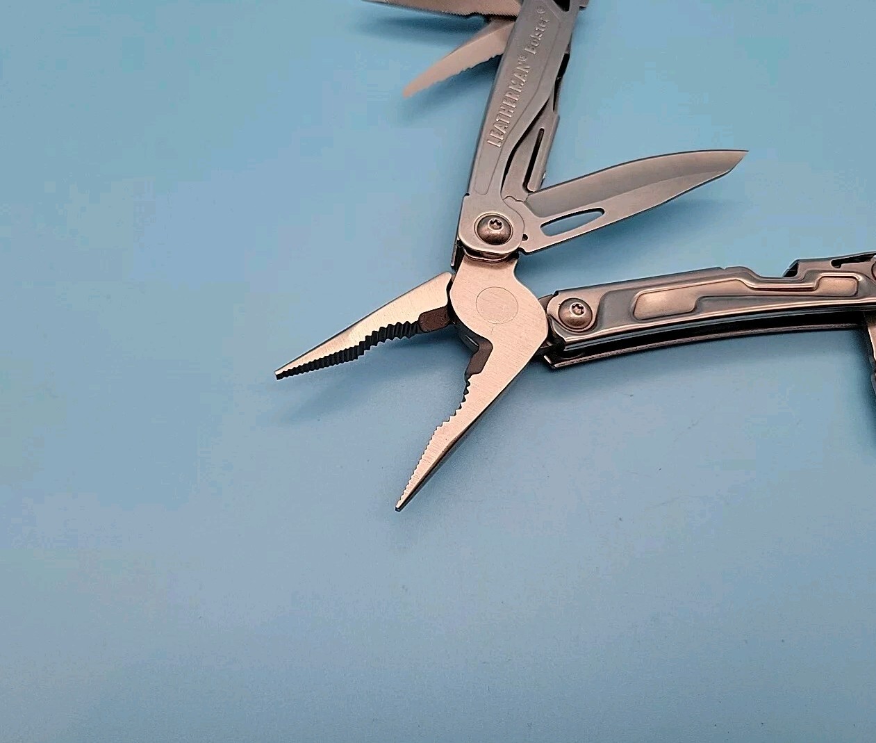 Leatherman Bolster Multi Tool – Spring Action Pliers, Knife, Screwdrivers, File