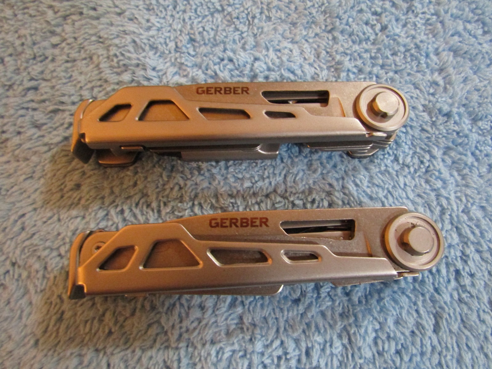 (LOT-2) “GERBER” #8970924B ARMBAR DRIVER (BLUE) MULTI-TOOL (NEW-OTHER)