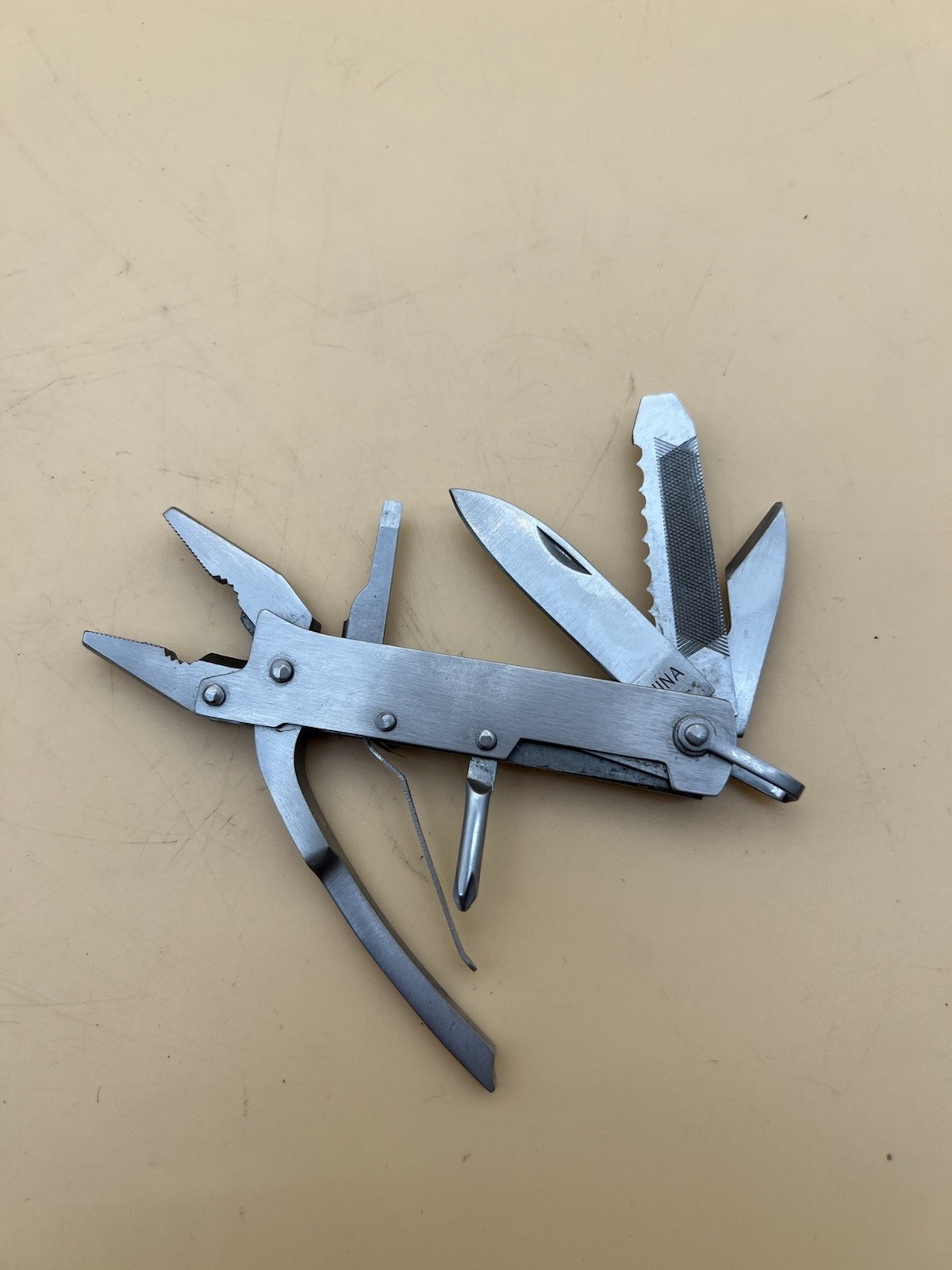 Stainless Steel Multi-Tool With Carrying Pouch – Pre-owned