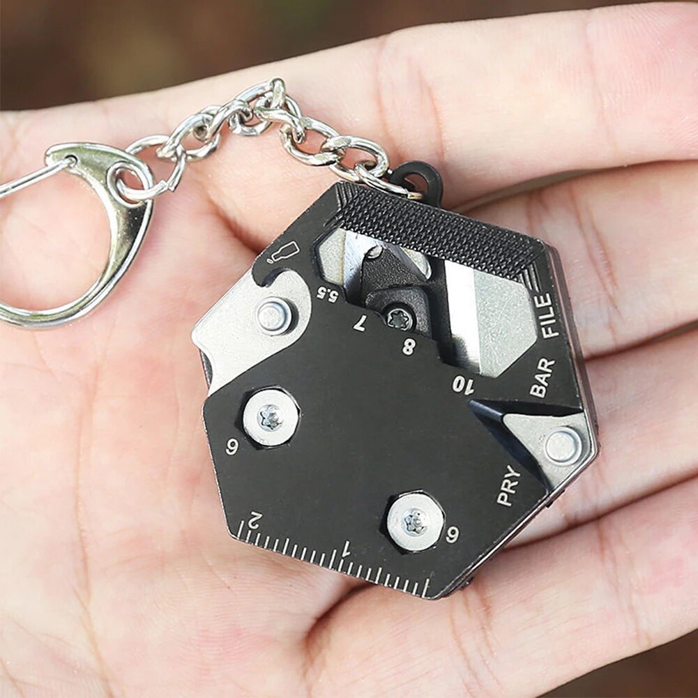 Multifunctional Keychain Screwdriver Hexagon Coin Outdoor EDC Tool Mini Keychain