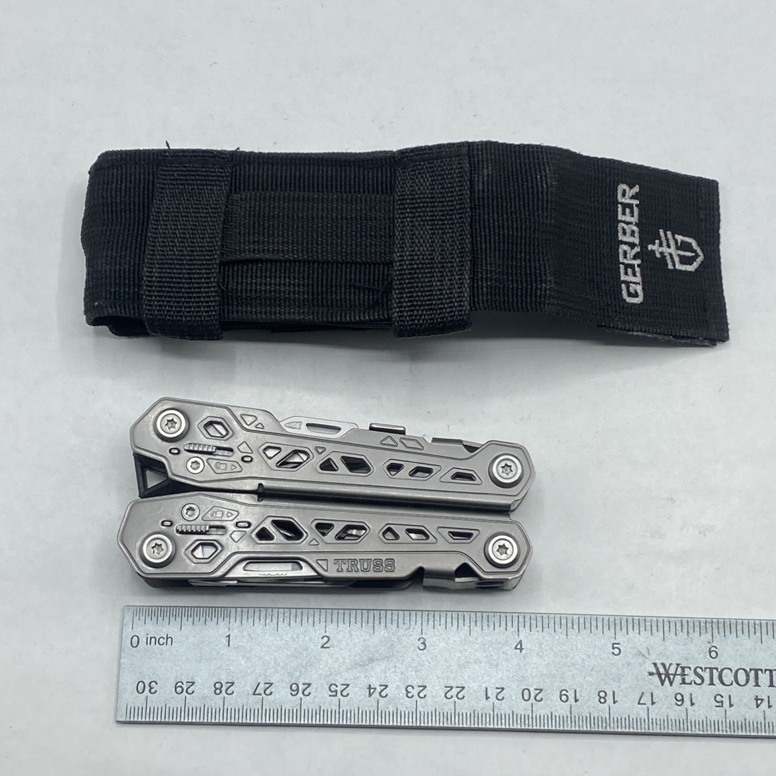 Gerber Truss Multi Tool with Sheath – Gray