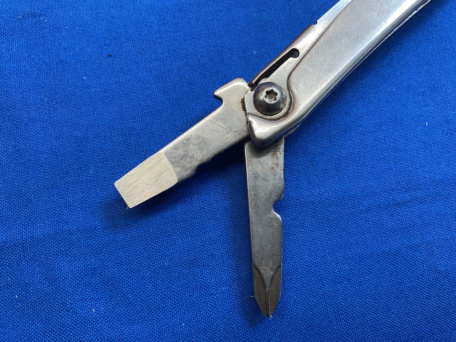 Leatherman Rev Multi-Tool Knife Plier 2023 Date Code