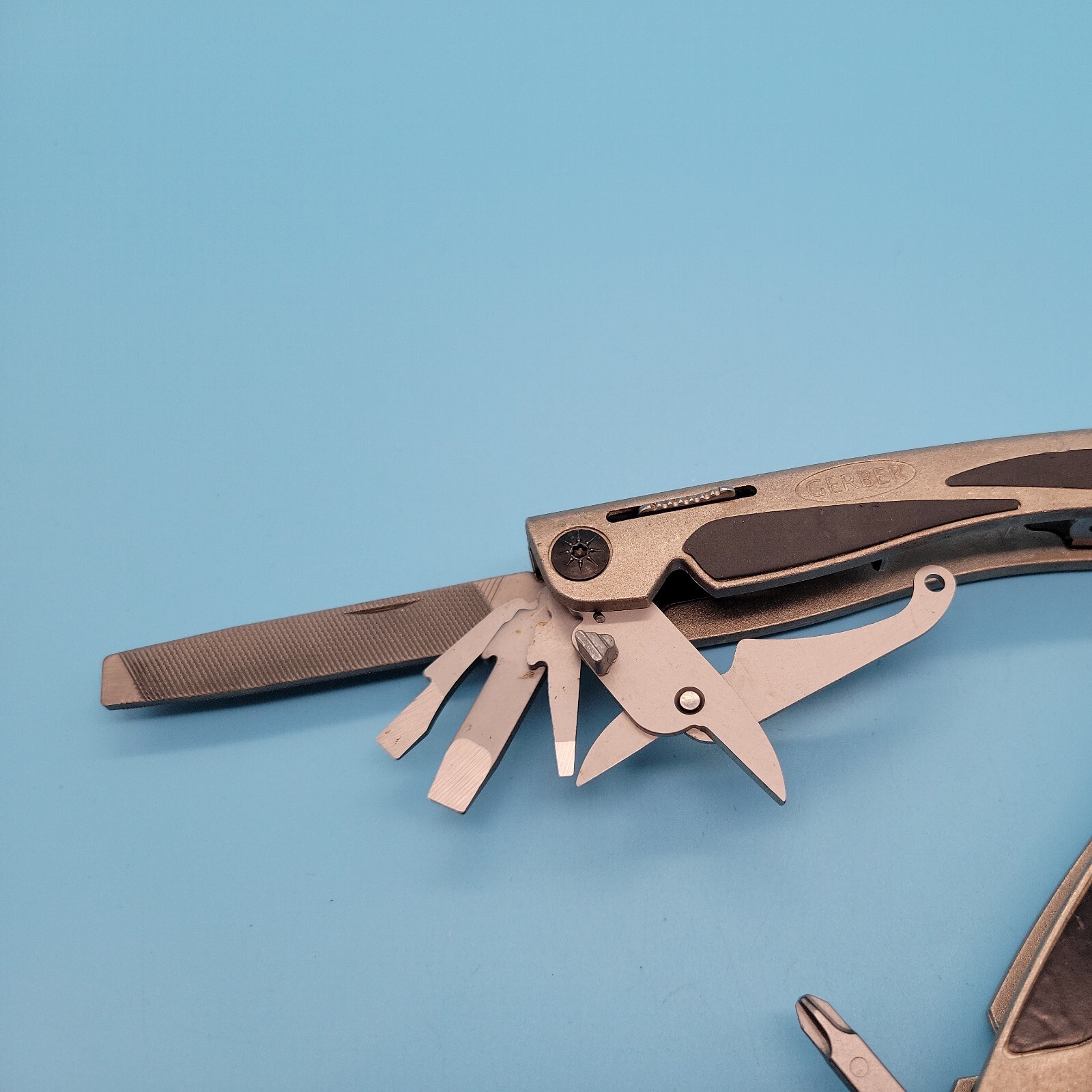 GERBER 800 LEGEND MULTI TOOL MULTI-PLIER: CARBIDE CUTTERS PLIERS REMGRIT