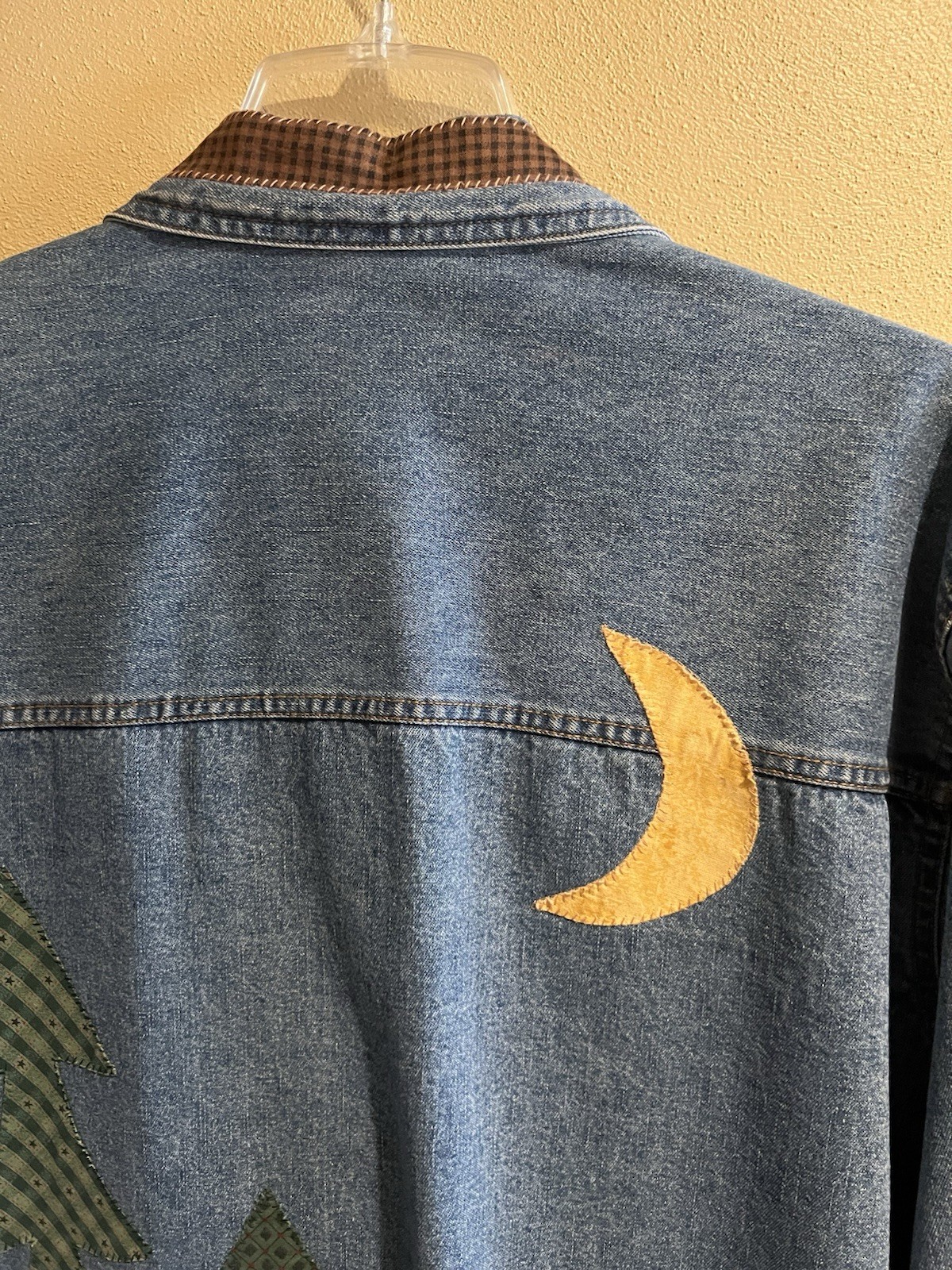 CABIN CREEK Denim Button Jacket Appliqued-Bear, Evergreens, Star, Moon Size M-L