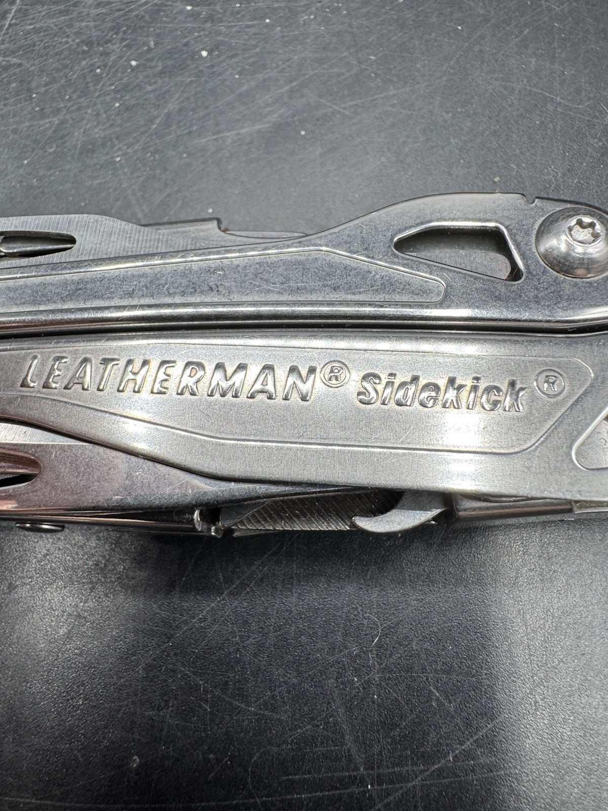 Leatherman Sidekick Stainless Steel Multi Tool – Silver With Case