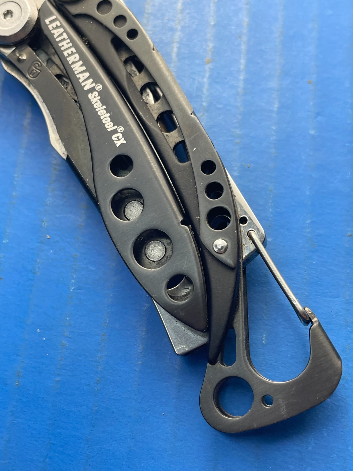 Leatherman Skeletool CX Multi-Tool Pliers Knife Bit Driver