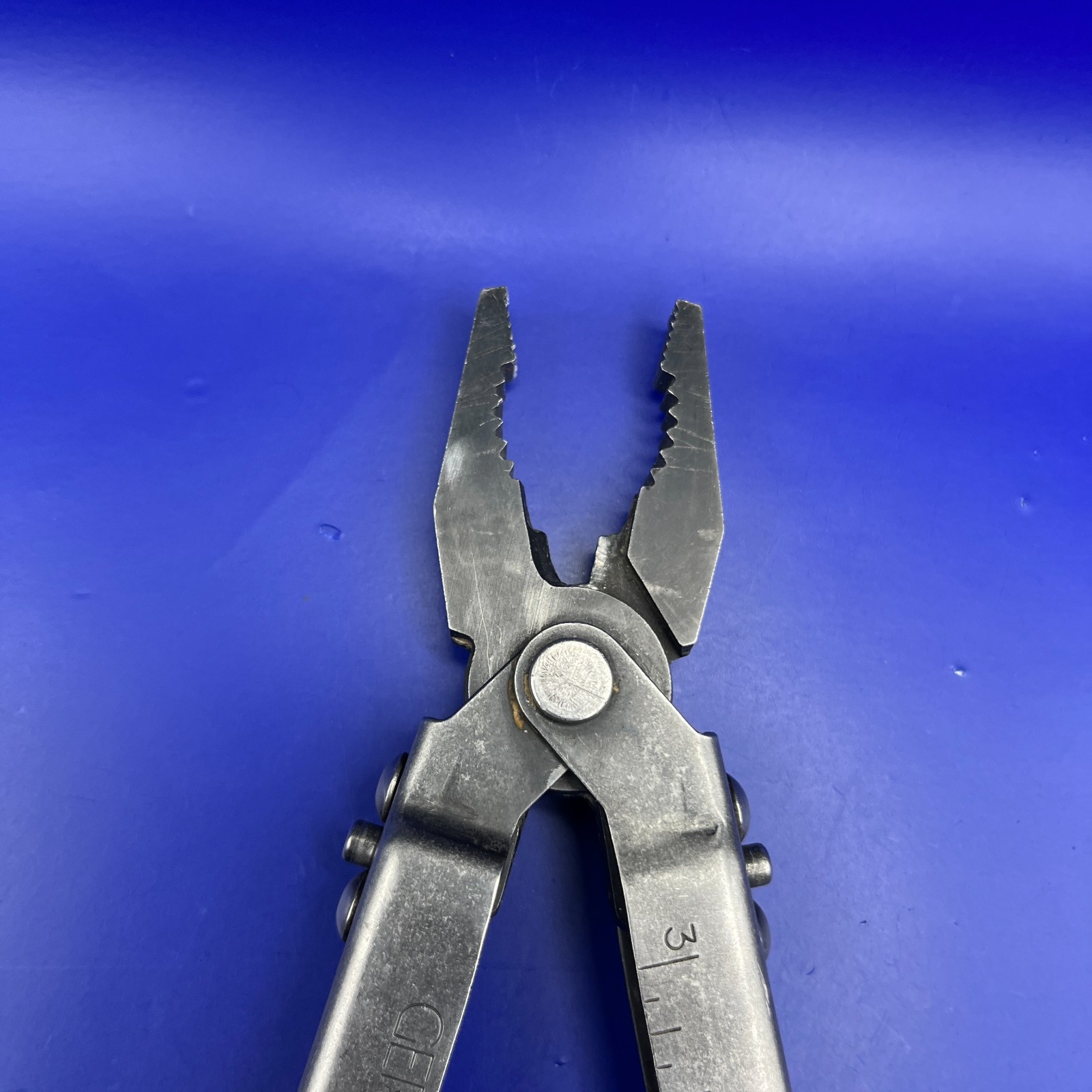Vintage Gerber MP600 Black Oxide Multi-tool