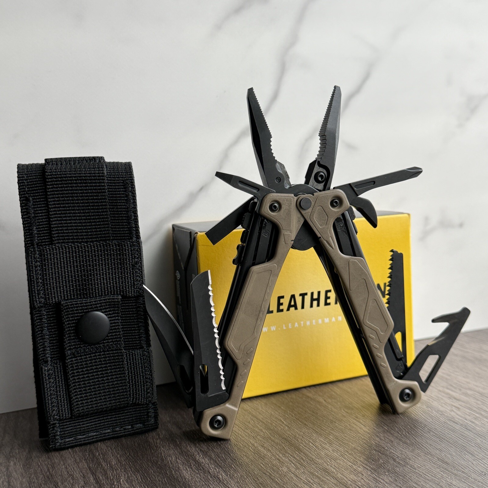 Leatherman OHT Brown/Tan w/Black Sheath, Superb 154CM cutters!