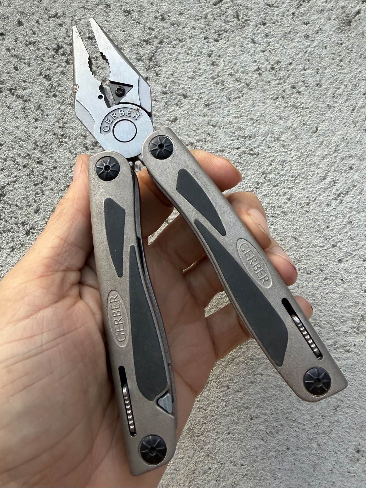 GERBER MULTI PLIER MP800 USA LEGEND FOLDING MULTI TOOL KNIFE 066V GOOD CONDITION