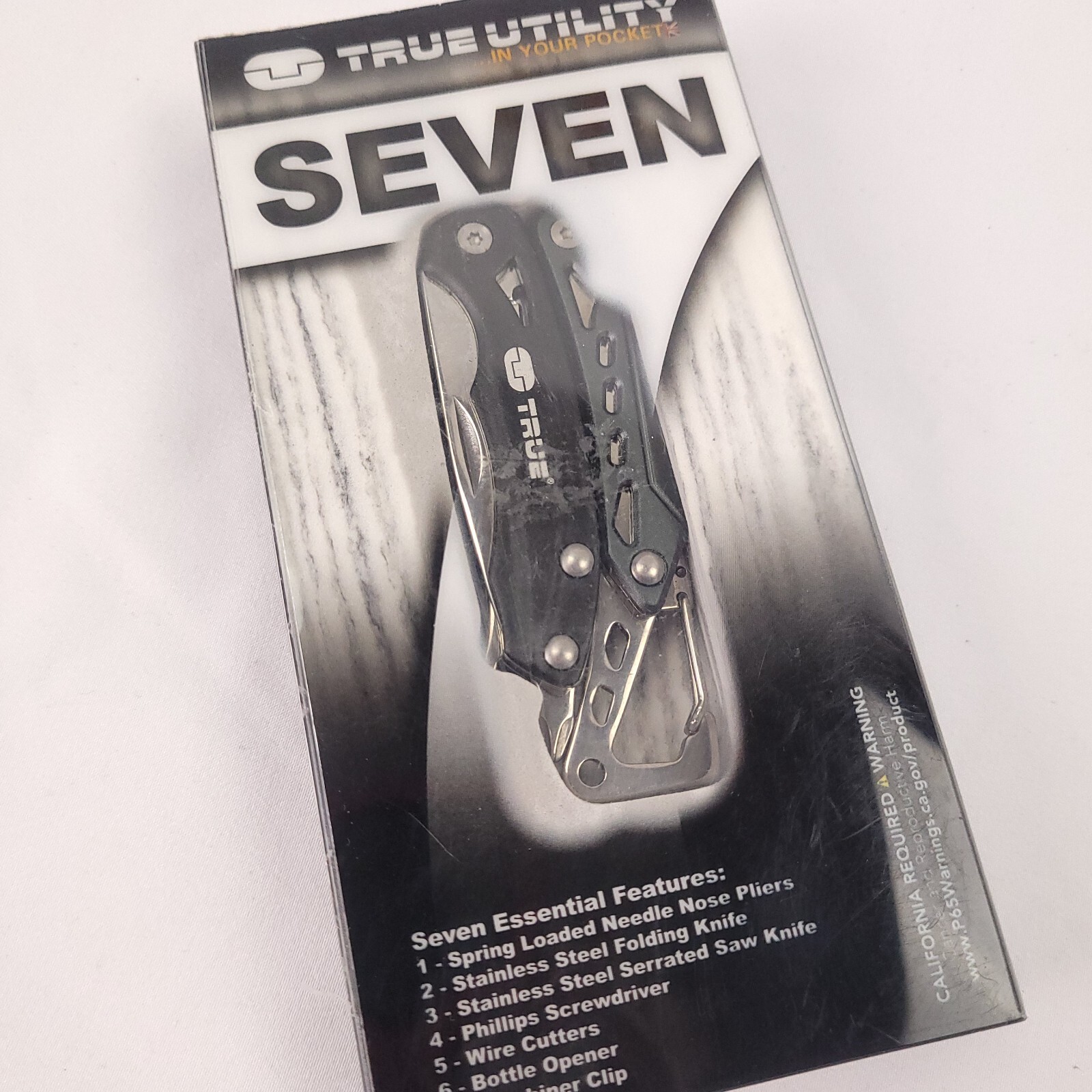Multi-Tool True Utility TU180F Seven Saw Knife wire cutters Pliers Screwdriver