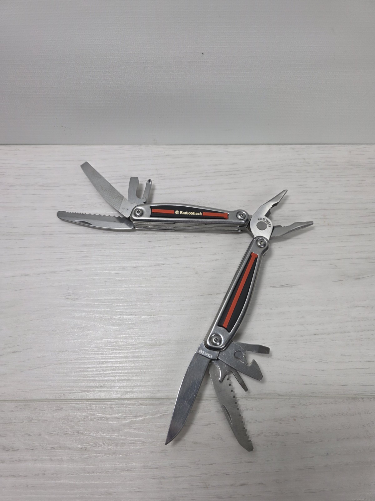 Radio Shack Multi Tool Pocket Utility Knife Rare Retired