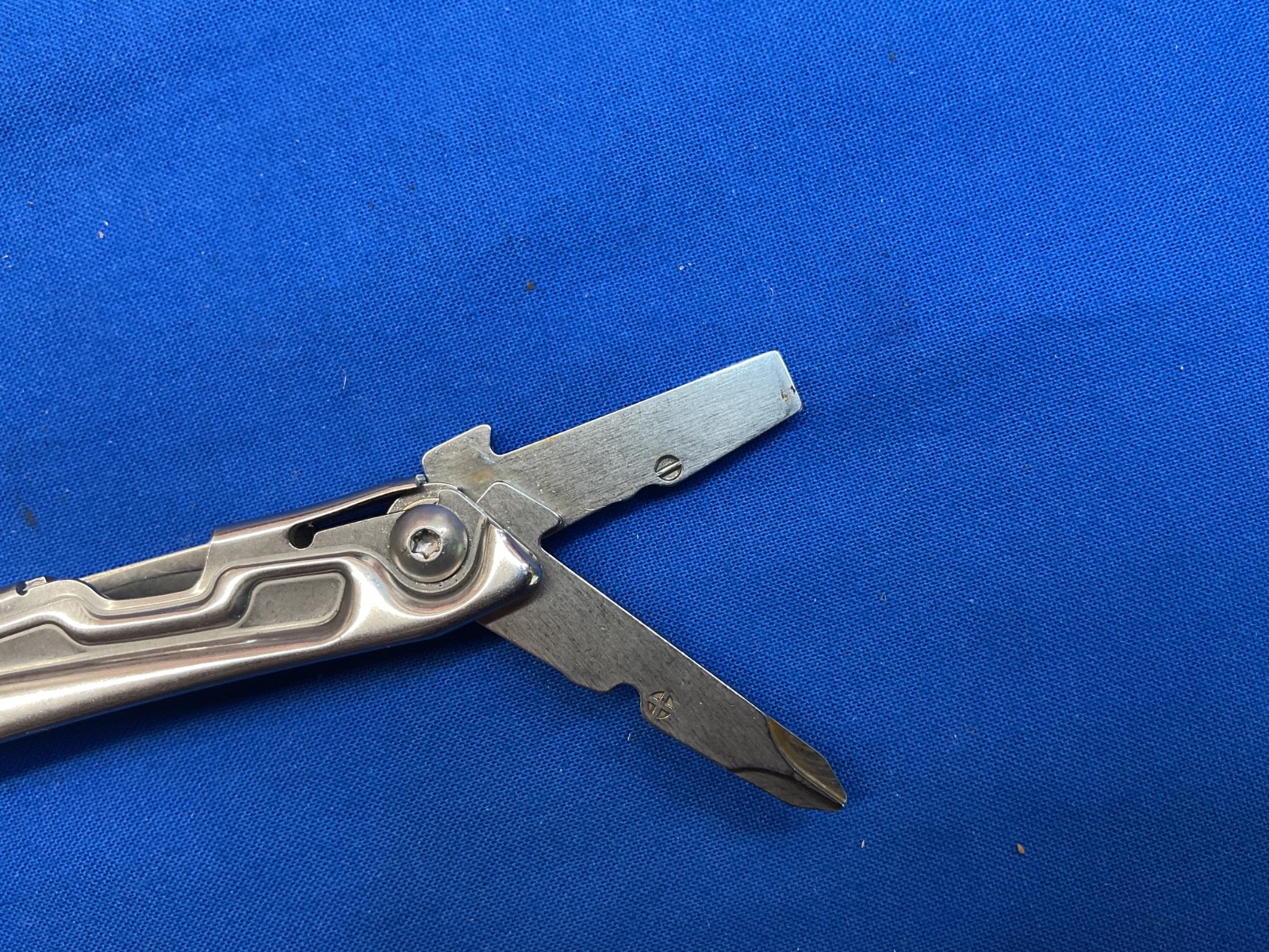 Leatherman Rev Multi-Tool Knife Plier 2023 Date Code