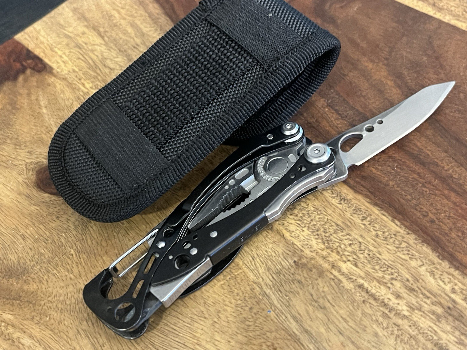 2021 Leatherman Skeletool CX MultiTool 154CM Blade SUPER NICE w/New Nylon Sheath