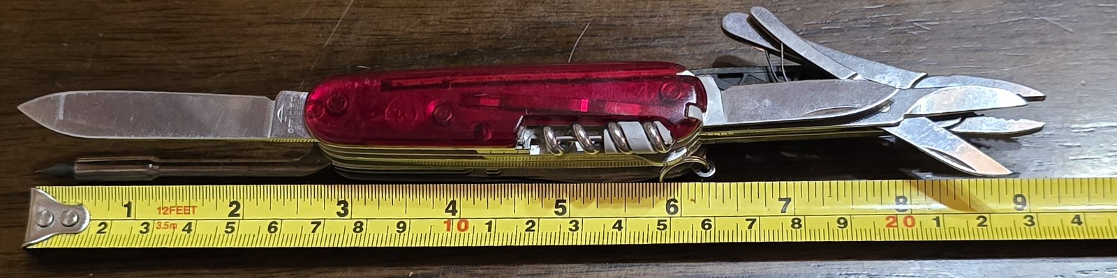 9″ Victorinox CyberTool Lite Ruby Red Swiss Army Knife 91mm 24 Tool Rare Used