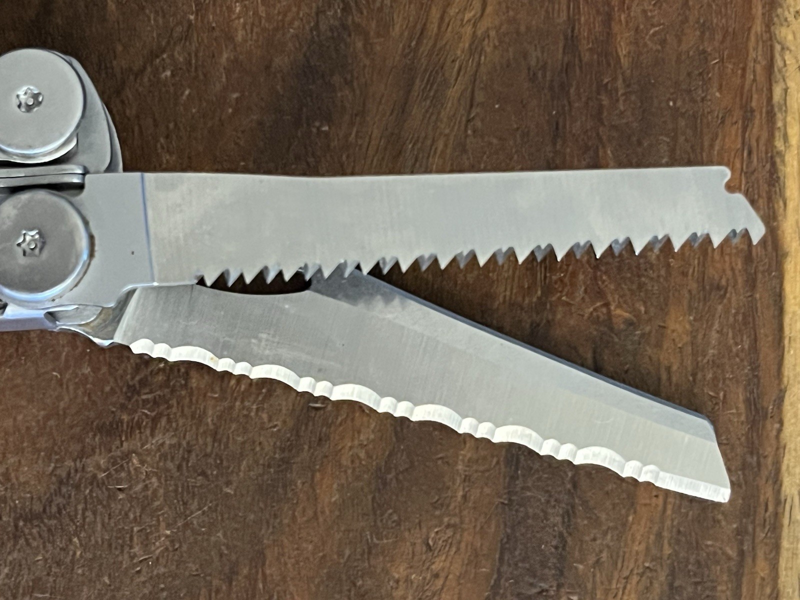 Leatherman Wave Multi-Tool Knife Great Condition!! w/New Sheath ~TASKCo