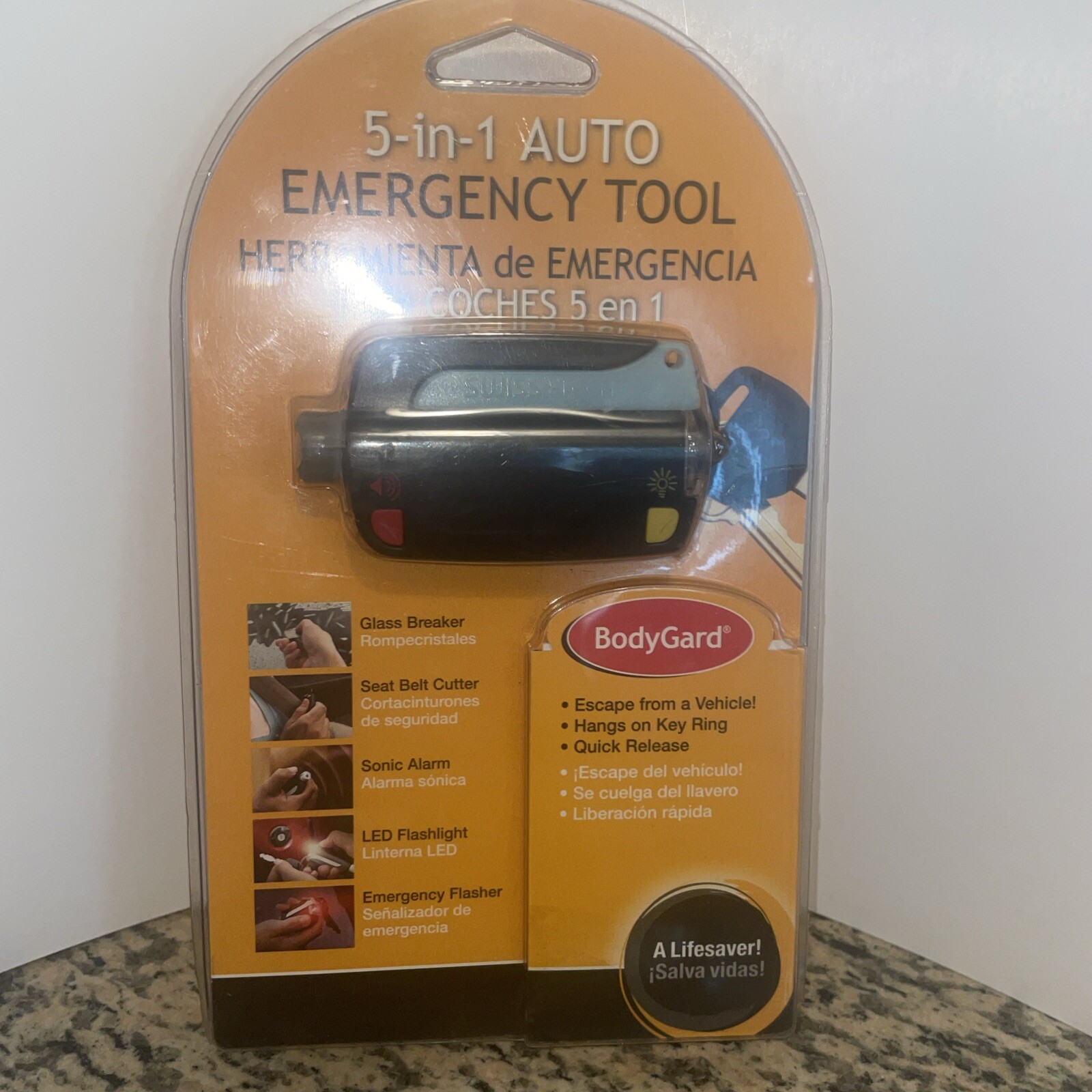 Swiss+Tech ST81005 Black 5-in-1 BodyGuard Auto Emergency Escape Tool
