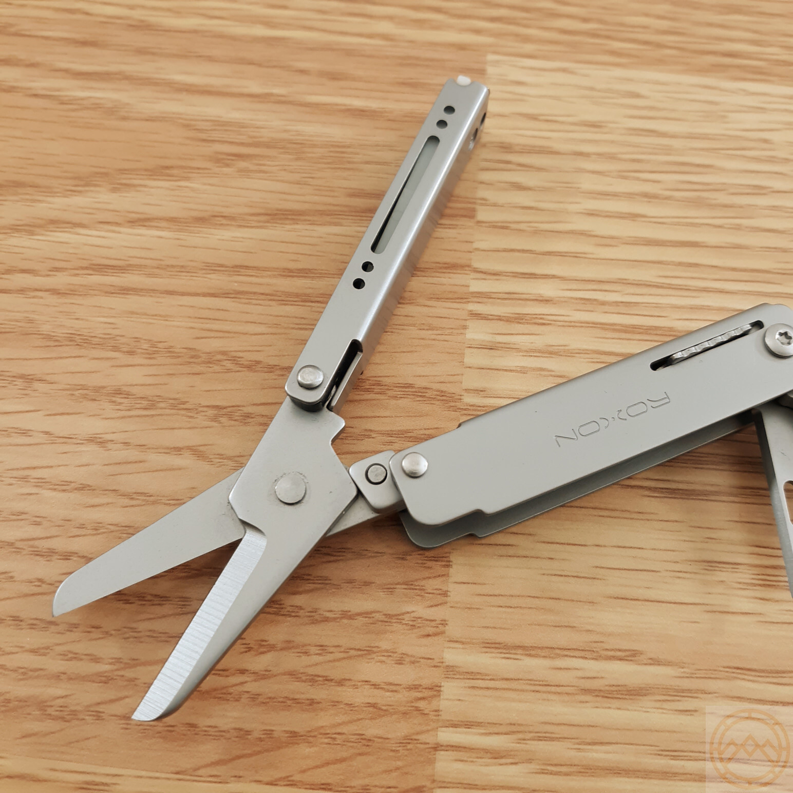 ROXON M3 Mini Multi-Scissors Box/Bottle Openers Hygiene Screwdrivers Knife Awl