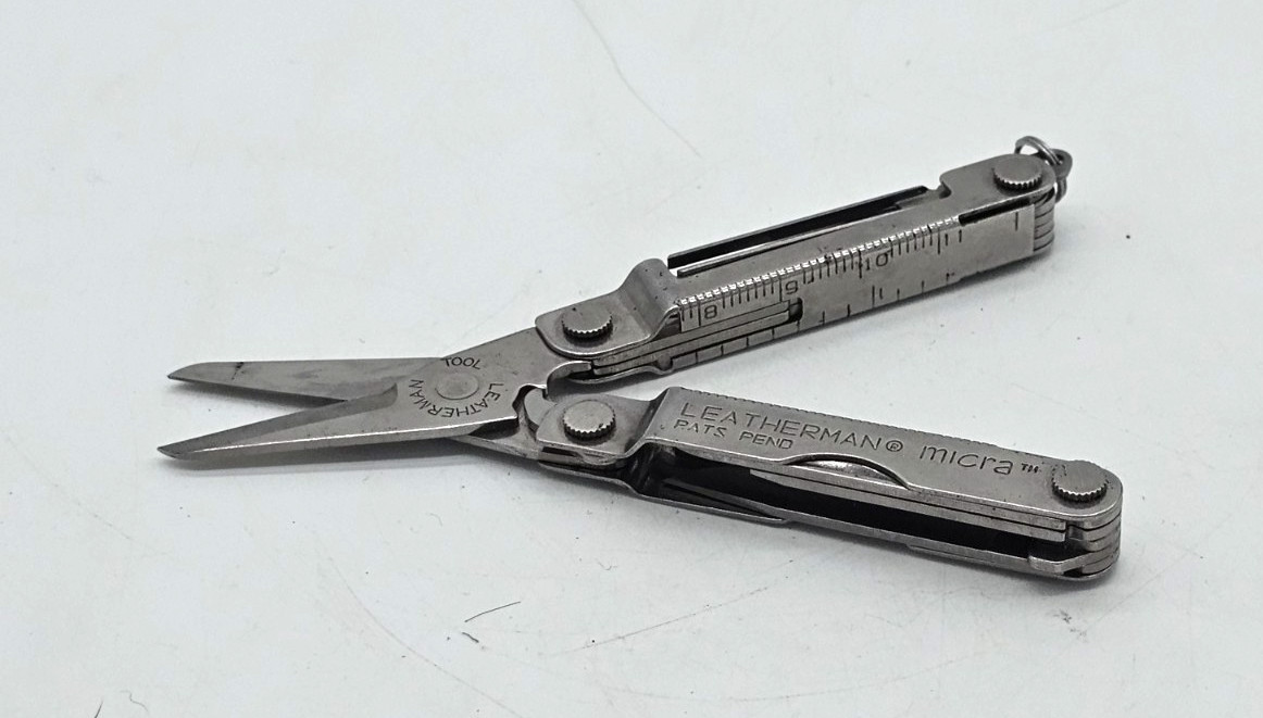 Mini Multitool Leatherman Micra Knife Scissor Tweezer Screwdriver Can Opener