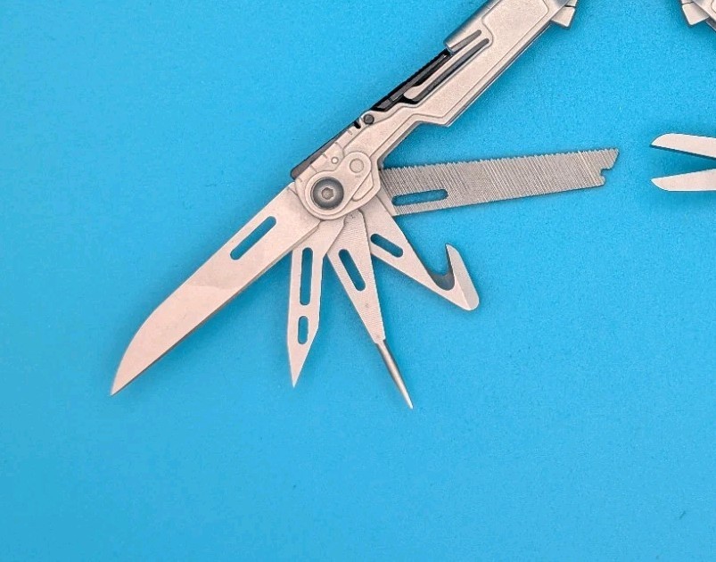 SOG PowerPint Tool Compact Lightweight Silver Multi-Tool!