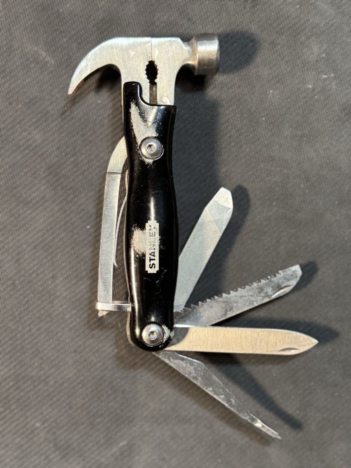 Stanley 11-in-1 Hammer Multi-Tool – Hammer – Screwdriver – Pliers – Saw Used