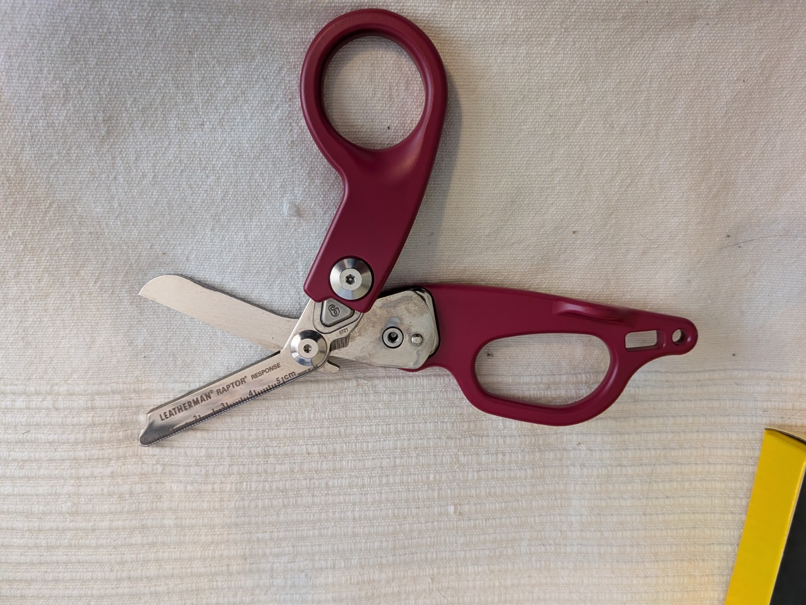 Leatherman Raptor Response Red/Crimson Rescue Shears 832963 – No Sheath – NEW