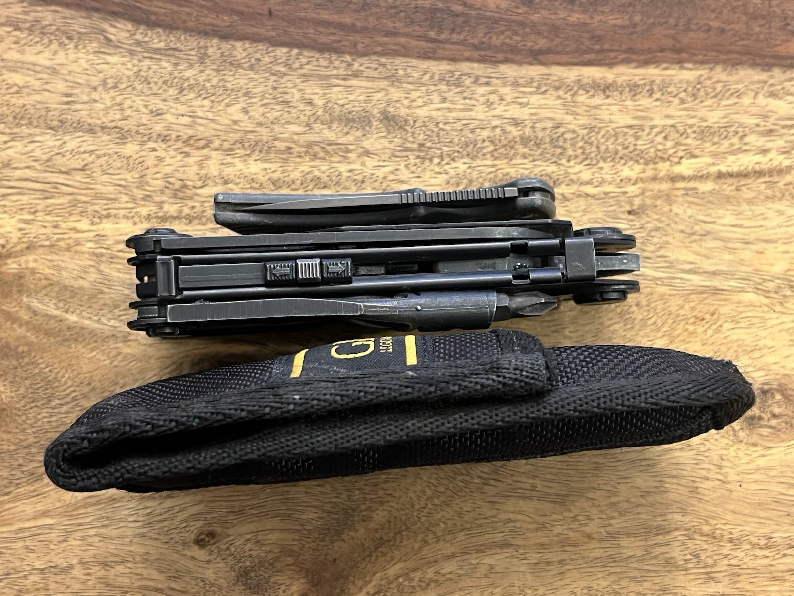 Gerber Center Drive Multi Tool Black USA Excellent Cond w/Sheath & Bear Knife