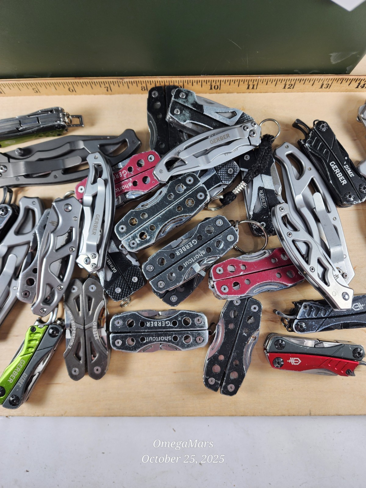 3-3.5 pounds grab bag GERBER MINI Multi-Tools & knives. outdoors Hunting Prepper