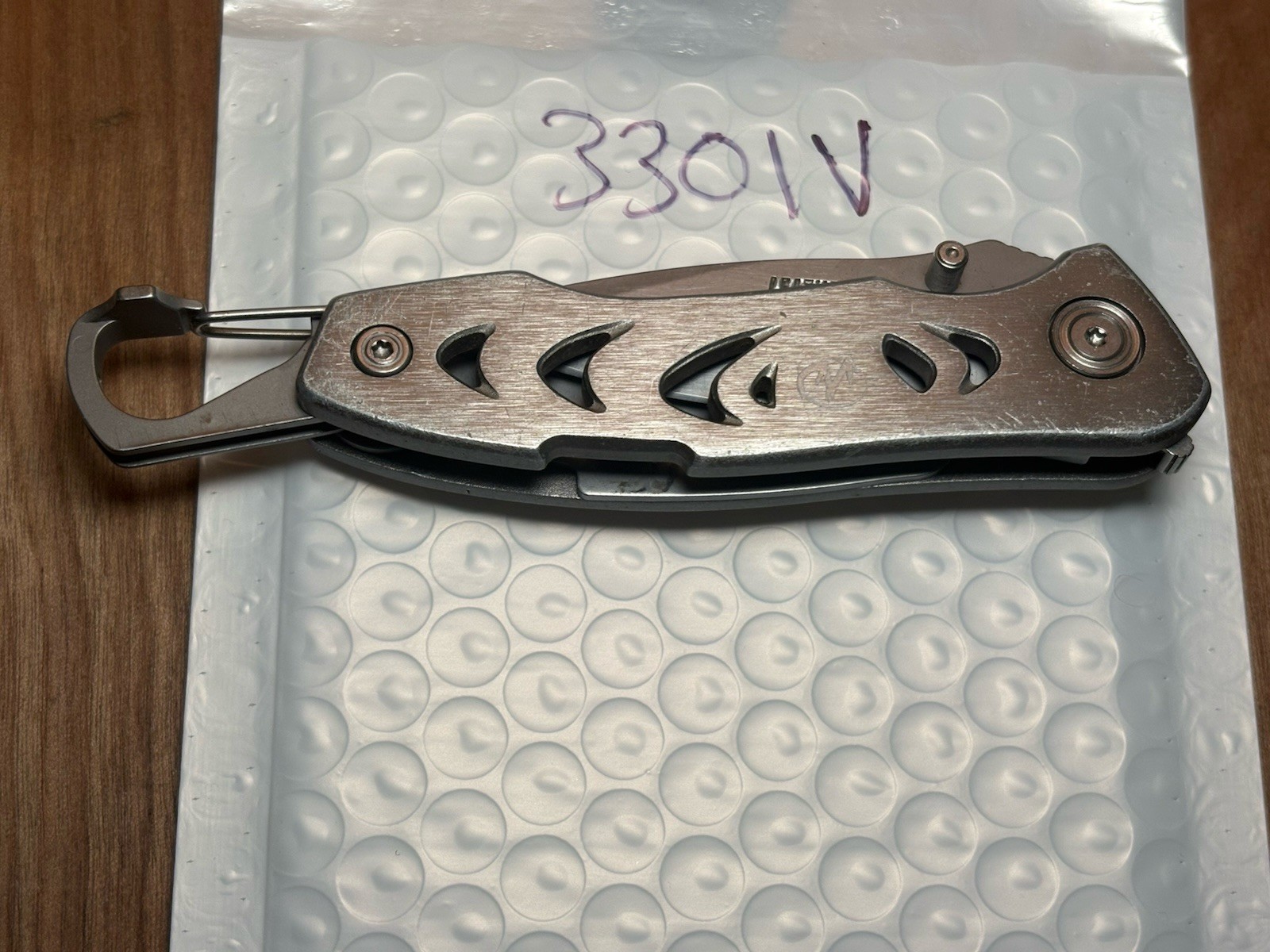 Leatherman C303 420HC Combo Blade Liner Lock Aluminum Handle Carabiner GREAT!