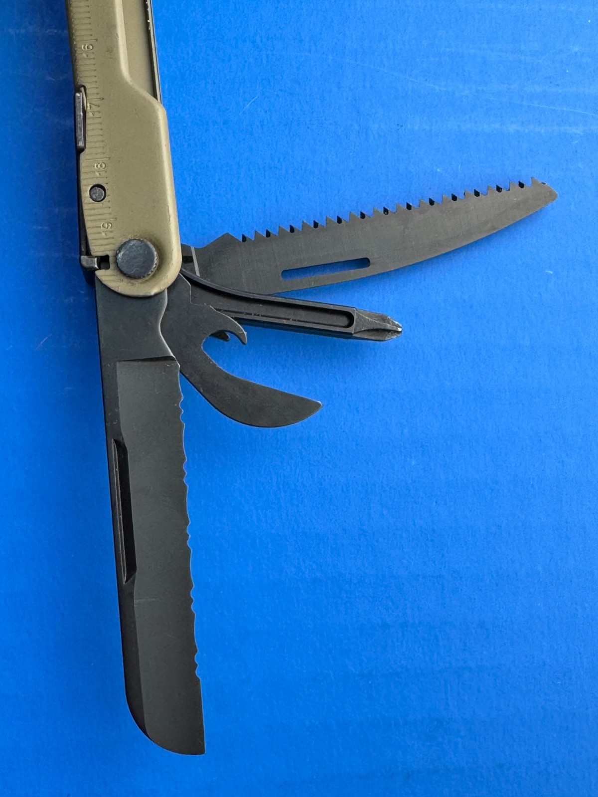 Leatherman Rebar Multi-Tool Coyote Tan