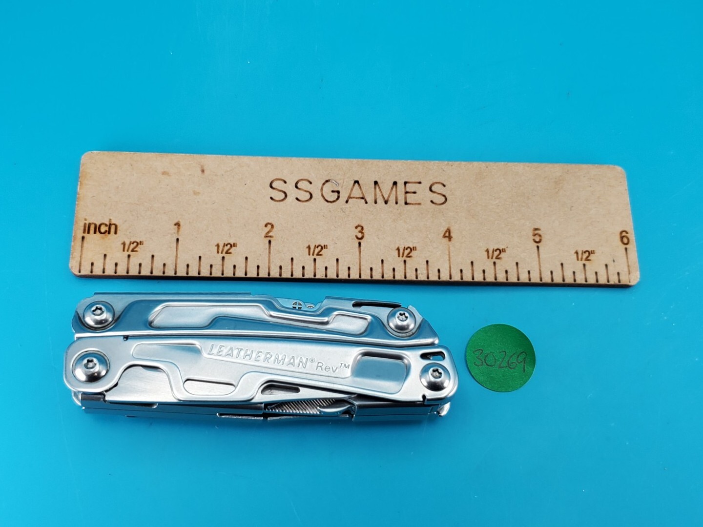 Leatherman Rev 3.8″ Multi-Tool, Stainless!