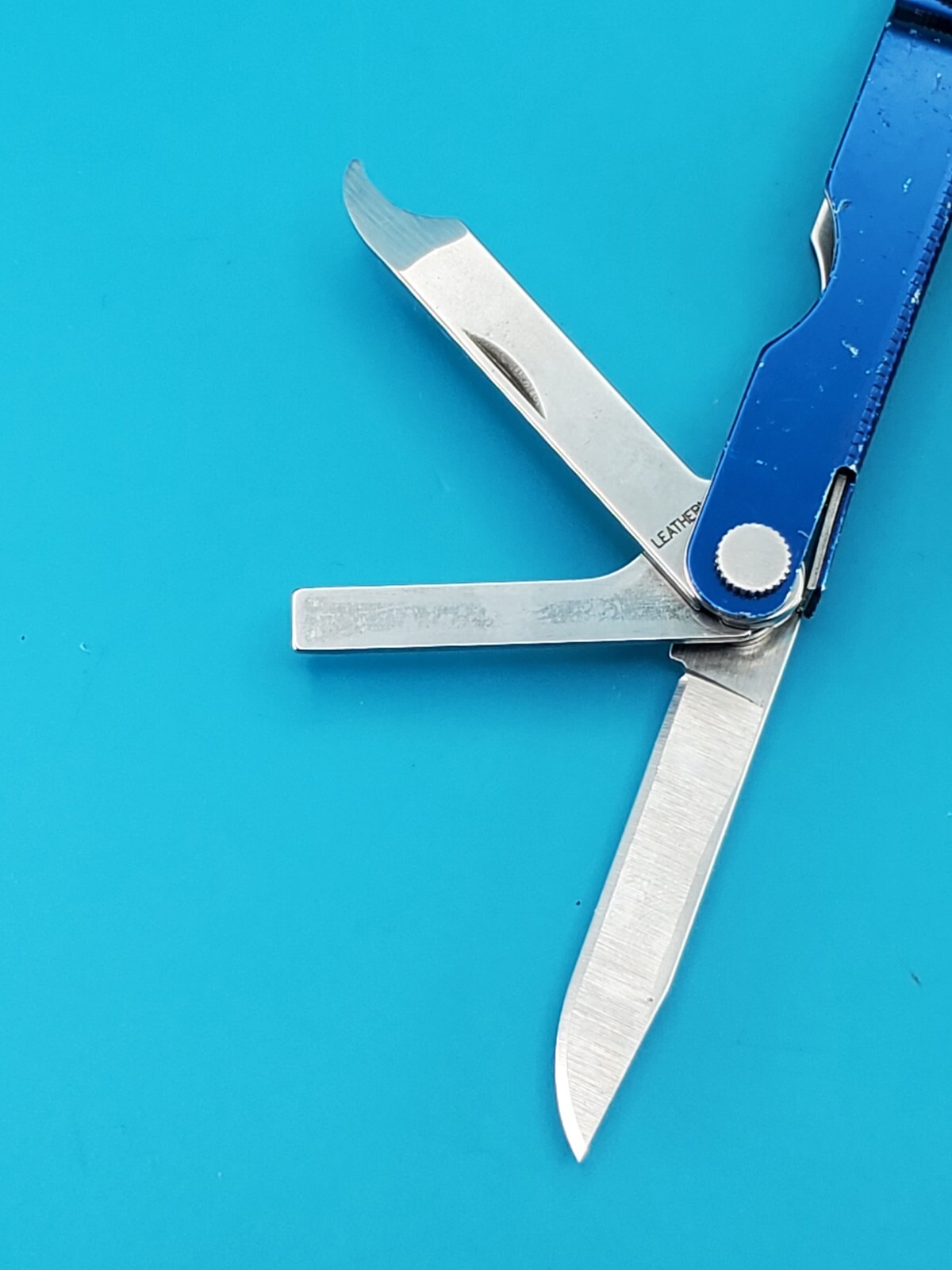 Leatherman Micra Blue Multi-Tool, Knife, Scissors, Key Ring! BAYER WOMEN IN GOLF