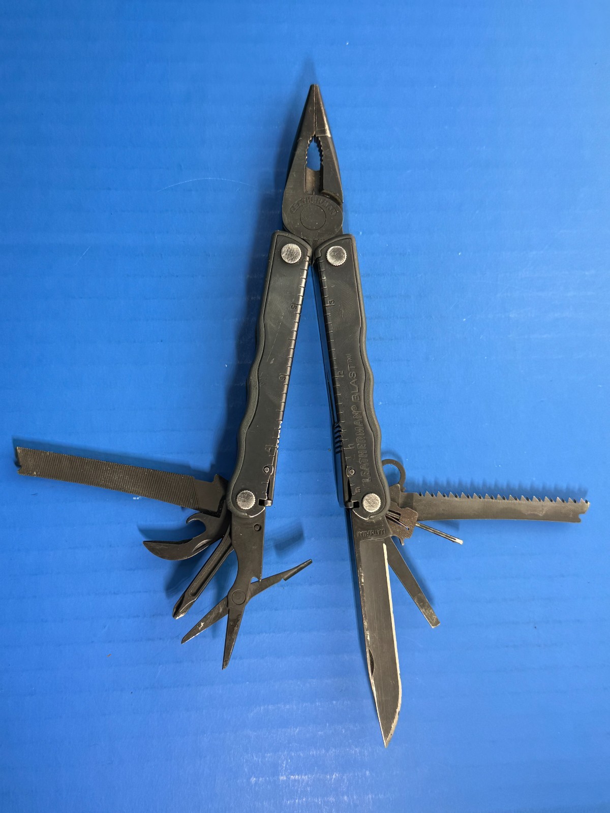 Leatherman BLAST Multi-Tool Black Oxide Multitool w/ Knife Pliers – Parts/Repair