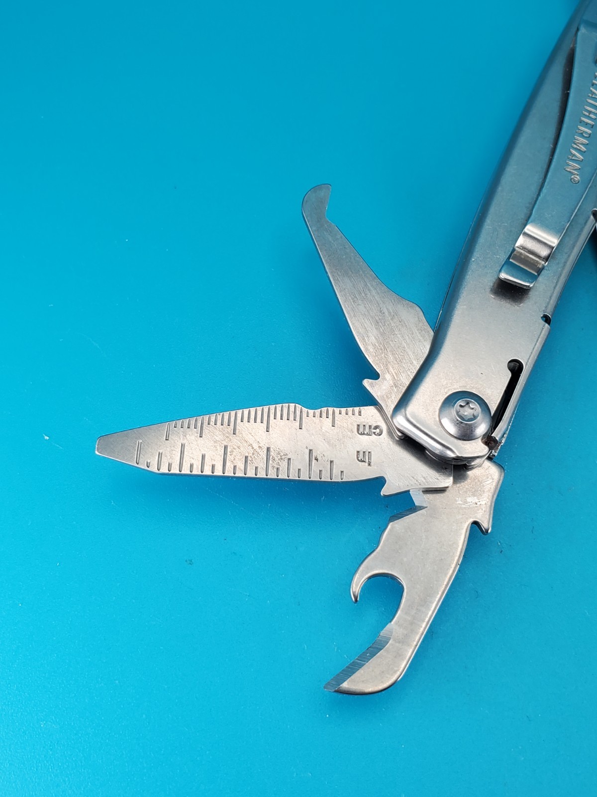 Leatherman Rev 3.8″ Multi-Tool, Stainless! *DUNCAN AVIATION*