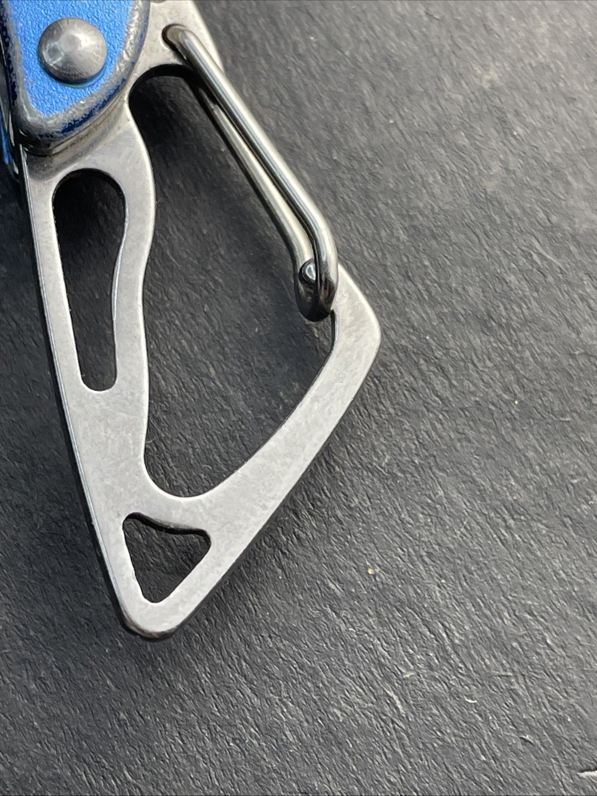 Urban Gear Mini Multitool – Versatile Pocket Tool